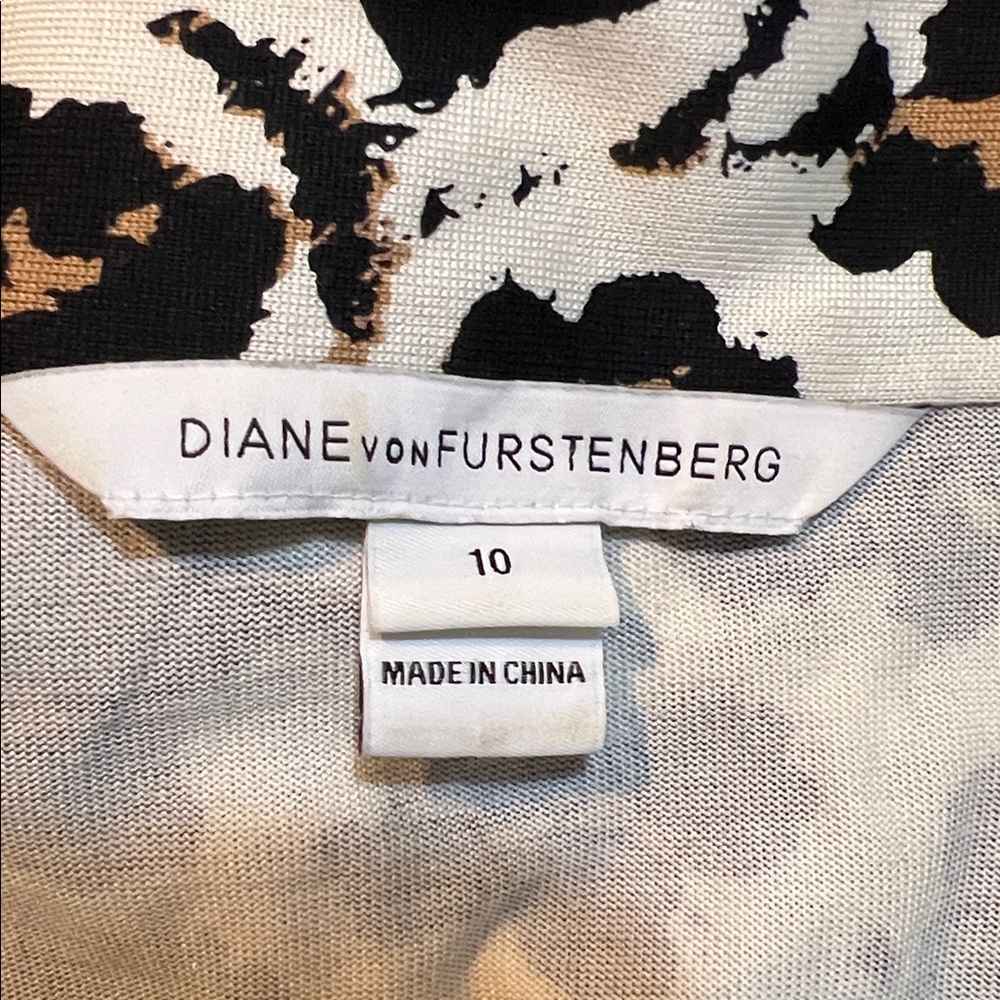 Diane von Furstenberg DVF Silk Keyhole Mandarin Wrap Dress 10 - Picture 6 of 7